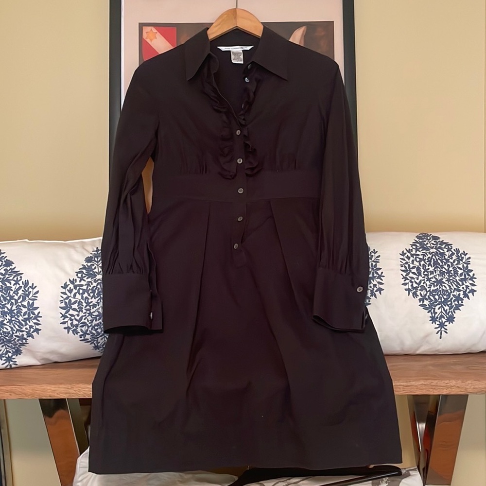 Diane con Furstenburg Ruffle Front Dress